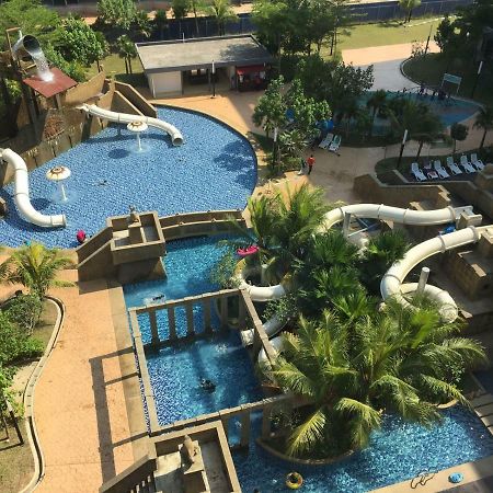 Cozy Swiss Garden Beach Resort Residence Kampung Sungai Karang 외부 사진