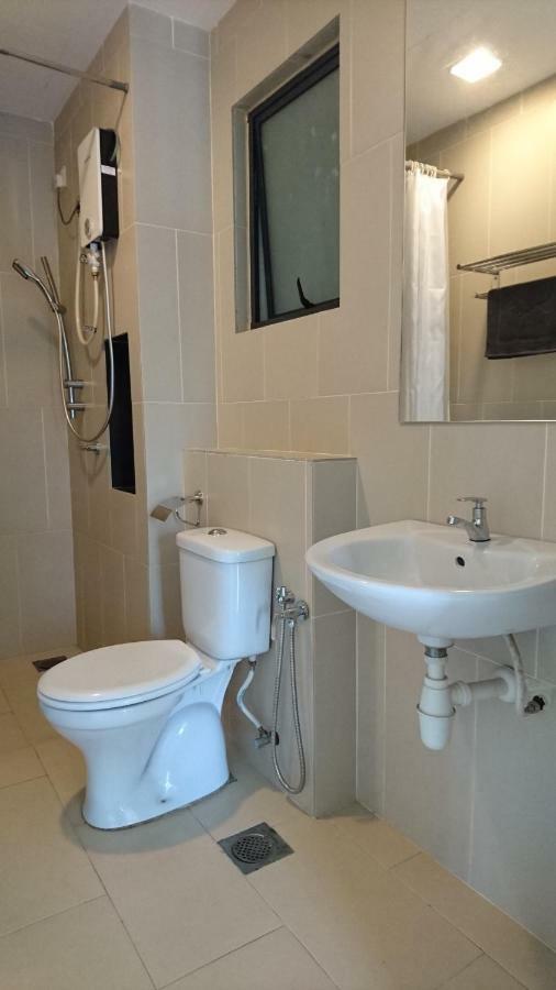 Cozy Swiss Garden Beach Resort Residence Kampung Sungai Karang 외부 사진