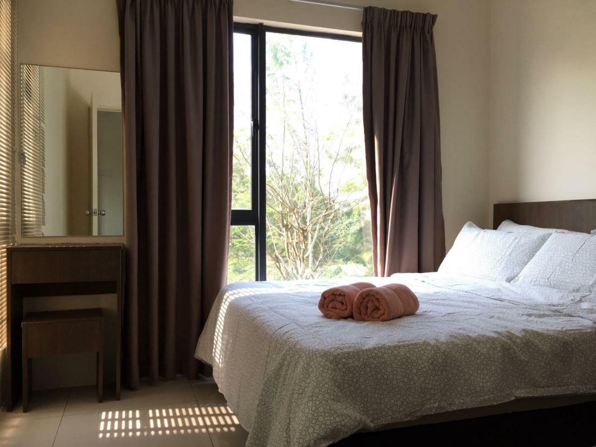 Cozy Swiss Garden Beach Resort Residence Kampung Sungai Karang 외부 사진