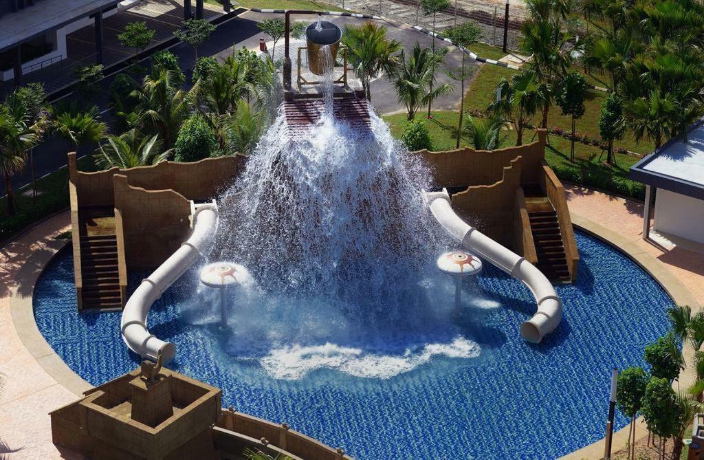 Cozy Swiss Garden Beach Resort Residence Kampung Sungai Karang 외부 사진