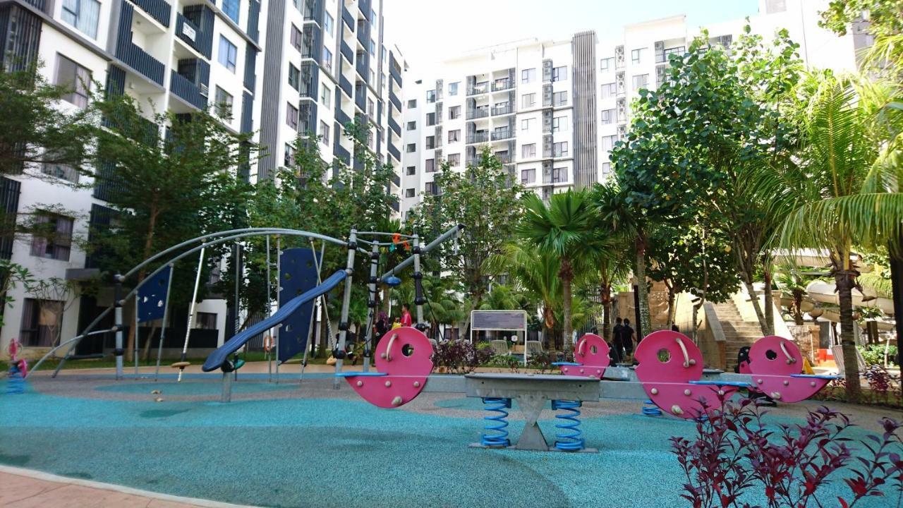 Cozy Swiss Garden Beach Resort Residence Kampung Sungai Karang 외부 사진